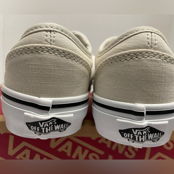 Vans Shoes Atwood Low Top Lace Up Unisex 13 Woven
Turtledove - Picture 6 of 14